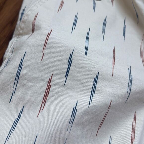 a.n.a Women’s 5” Mid Rise Chino Short in Birch Geo Size 8 NWT - Picture 6 of 6